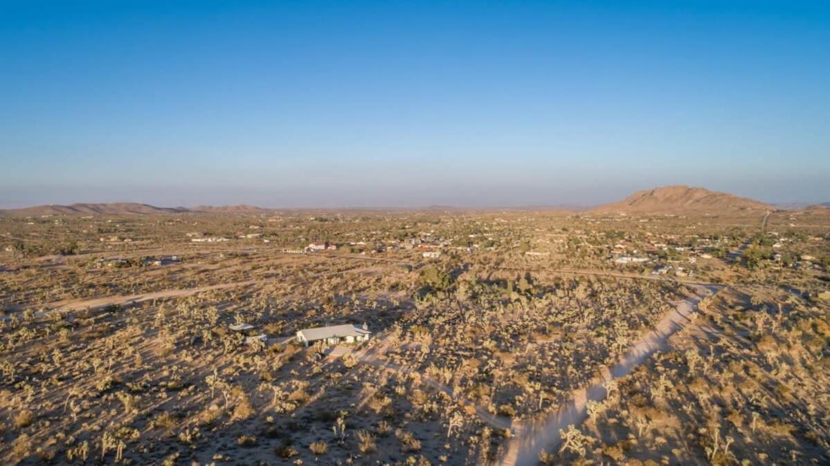 Yucca Hut - Design Forward Oasis Near Joshua Tree Villa Exterior photo