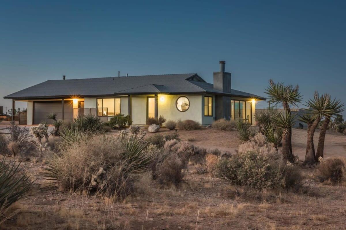 Yucca Hut - Design Forward Oasis Near Joshua Tree Villa Exterior photo